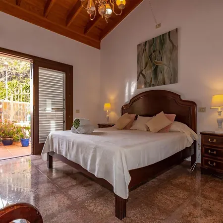 Villa In Arguineguin With Private Heated Pool *