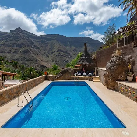 Villa In Arguineguin With Private Heated Pool Villa *